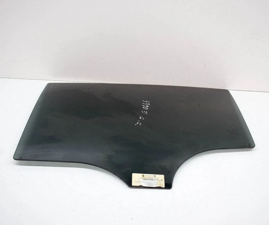 Rear door window glass 43R002092
