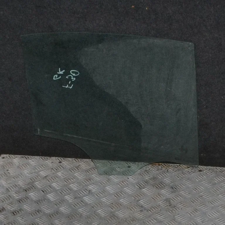 Galvenais aizmugurējo durvju stikls 43R001735