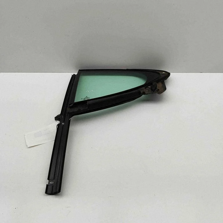 Rear vent window glass 97054431110