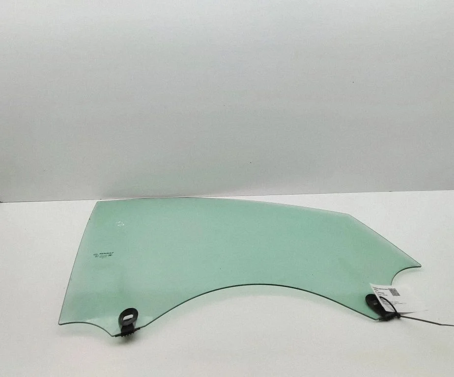Front door window glass four-door 803000182R