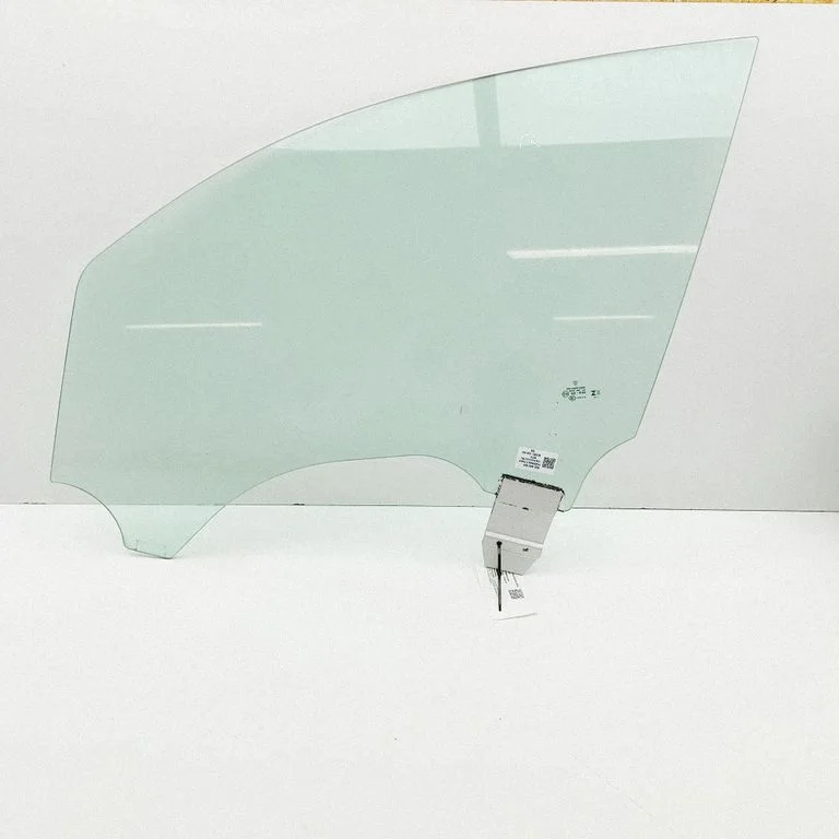 Front door window glass four-door 95C845021