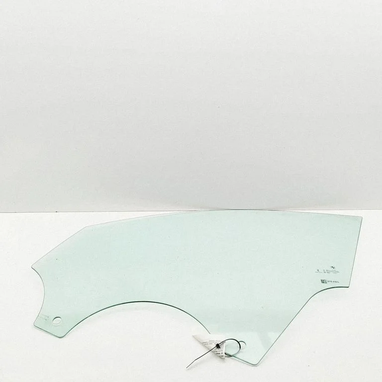 Front door window glass four-door 43R011005