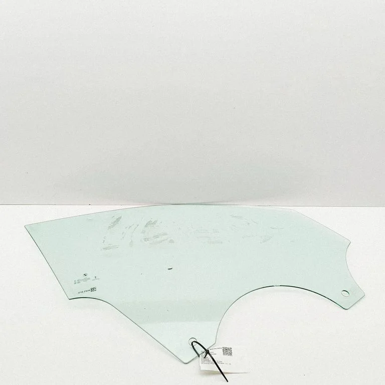 Front door window glass four-door 43R011005