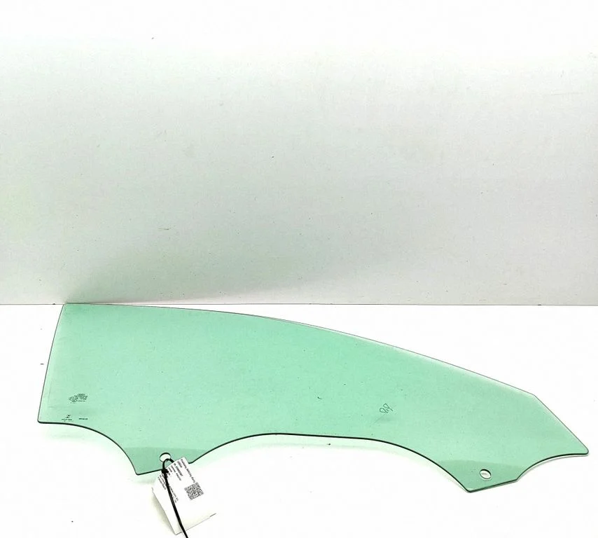 Esiukse põhiklaas (neljaukselise) 8W0845202