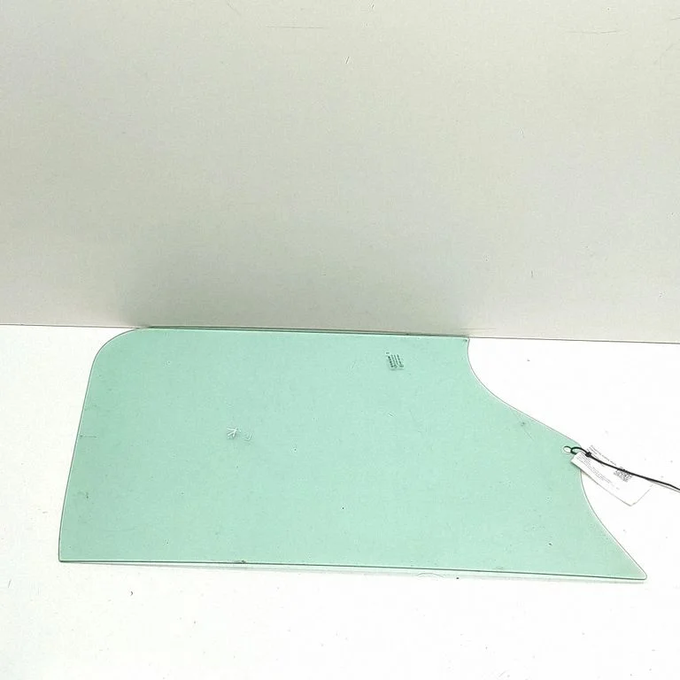 Front door window glass four-door 8030100QAA