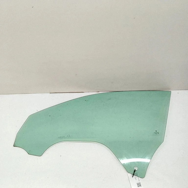 Front door window glass four-door 3G8845201B