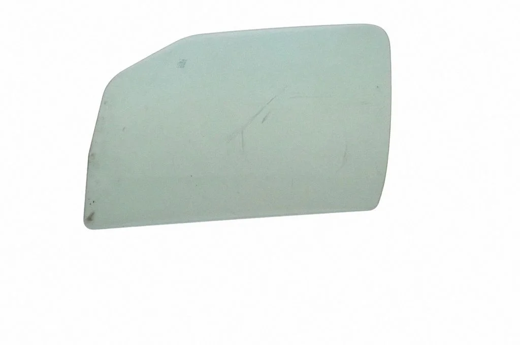 Front door window glass four-door 43R001025
