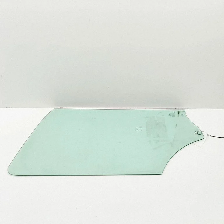 Front door window glass four-door 43R00098