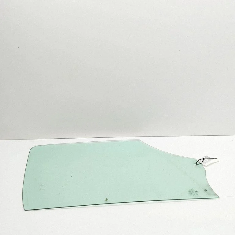 Front door window glass four-door 43R00098