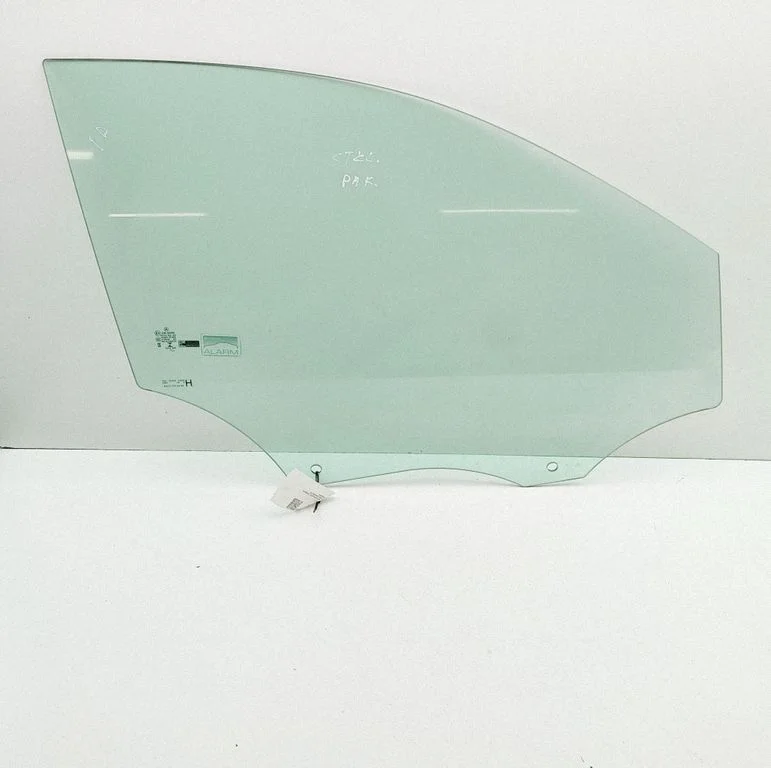 Front door window glass four-door A2477256600