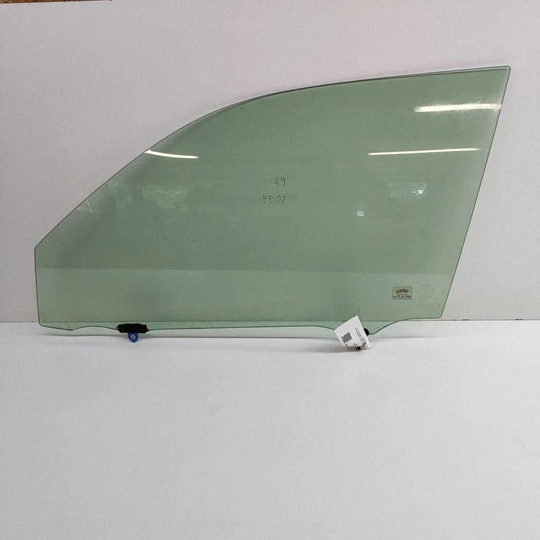 Front door window glass four-door 6810260600