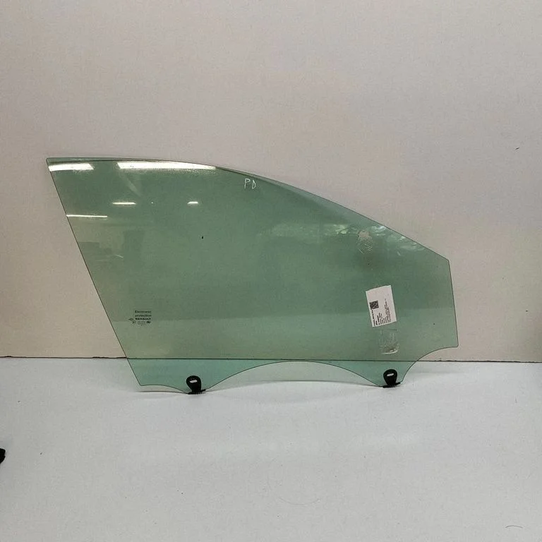 Front door window glass four-door 43R010185