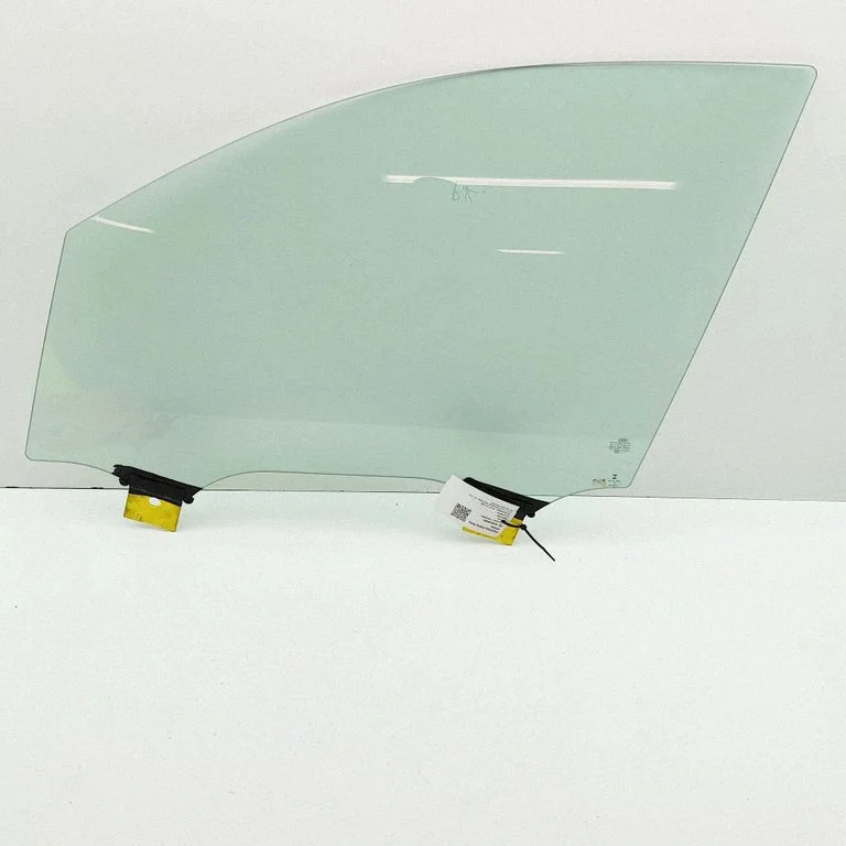 Front door window glass four-door 4M0845021