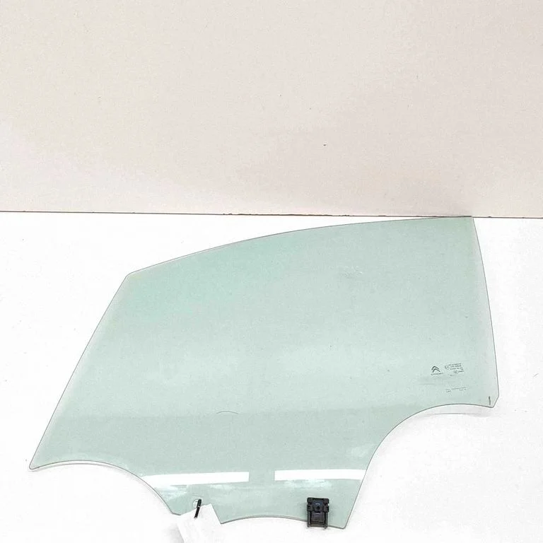 Front door window glass four-door 9813022580