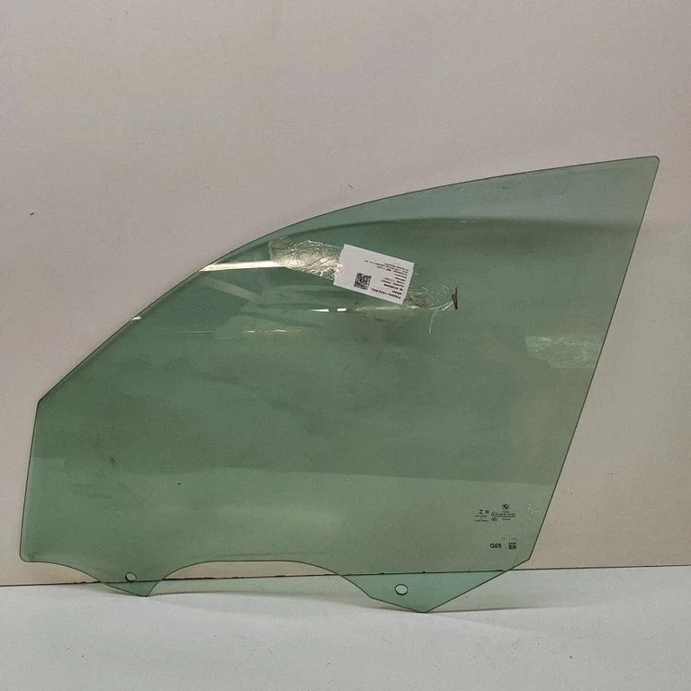 Front door window glass four-door 7430937