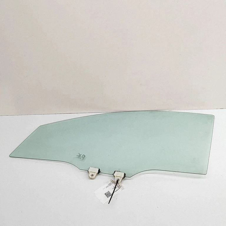 Front door window glass four-door DA6R585109D – Mazda 2 (2022-)
