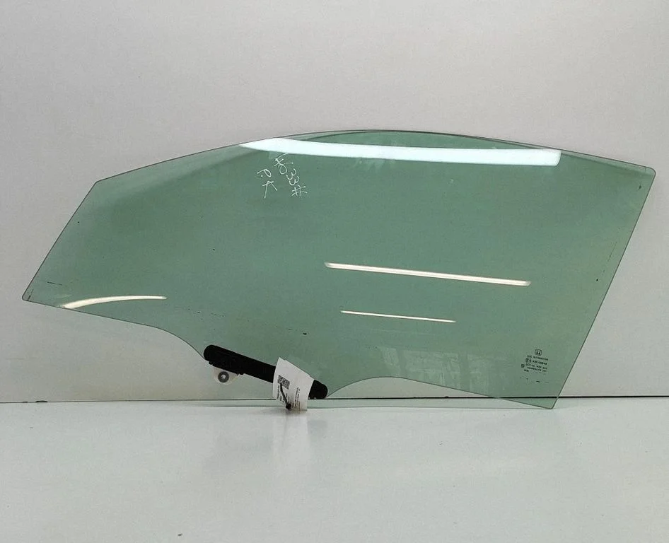 Front door window glass four-door 43R00049