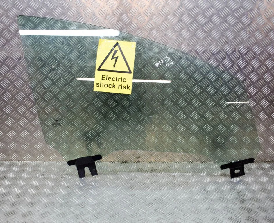 Front door window glass four-door – front right