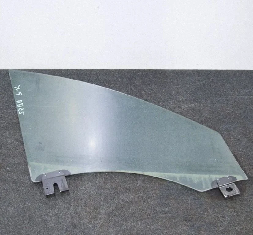 Szyba drzwi przednich (główna, 4-drzwiowe) 43R001074