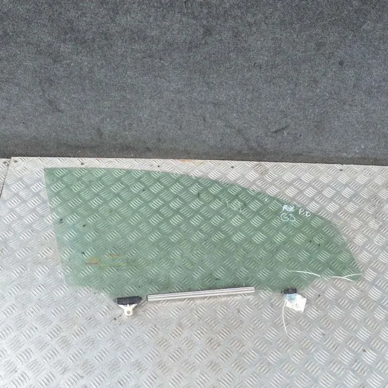 Front door window glass four-door – Lexus GS 300 350 430 450H (2005-2012)