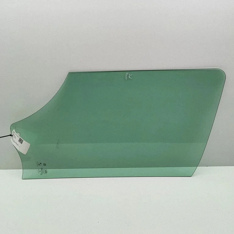 Front door window glass four-door KK31V21411ATAMCAM