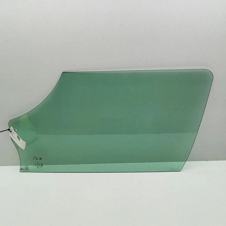 Front door window glass four-door KK31V21410ATAMCAM