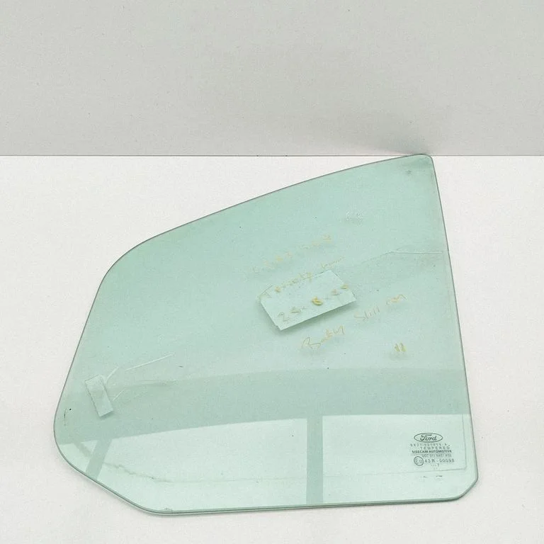 Front door vent window glass four-door BK21V21419A