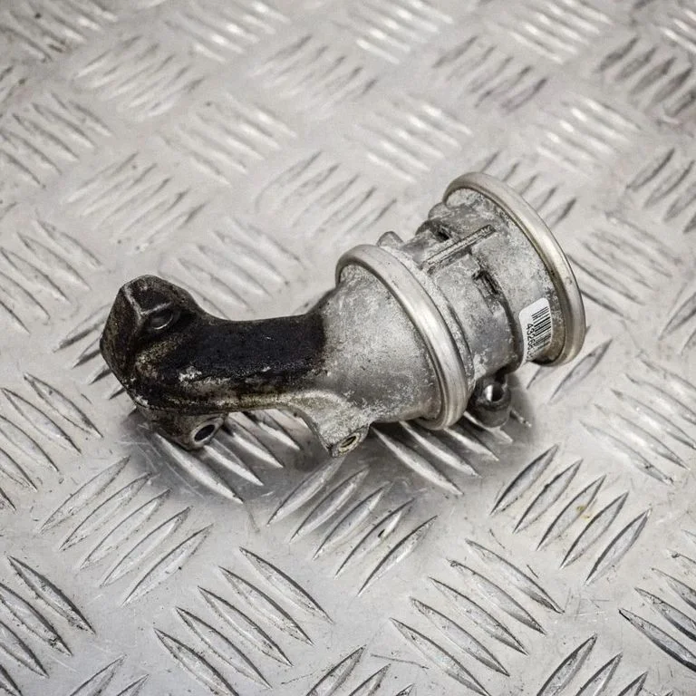 EGR valve 06E131101D