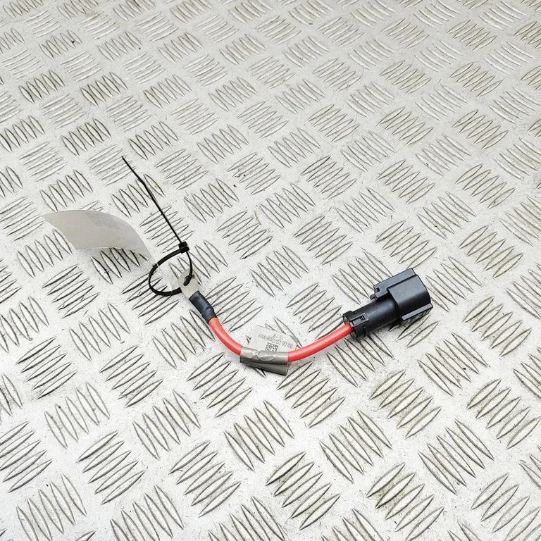 Plusa vads (akumulatora) MY8314B326AC