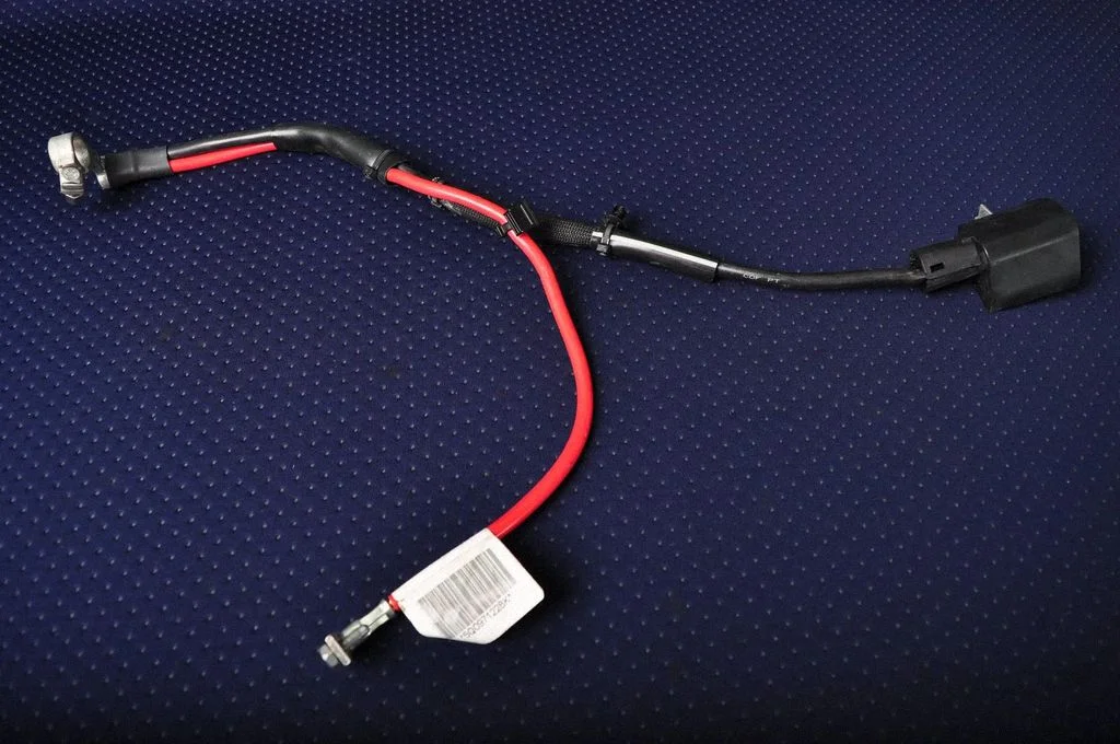 Positive cable (battery) – Audi A3 S3 8V (2013-2019)