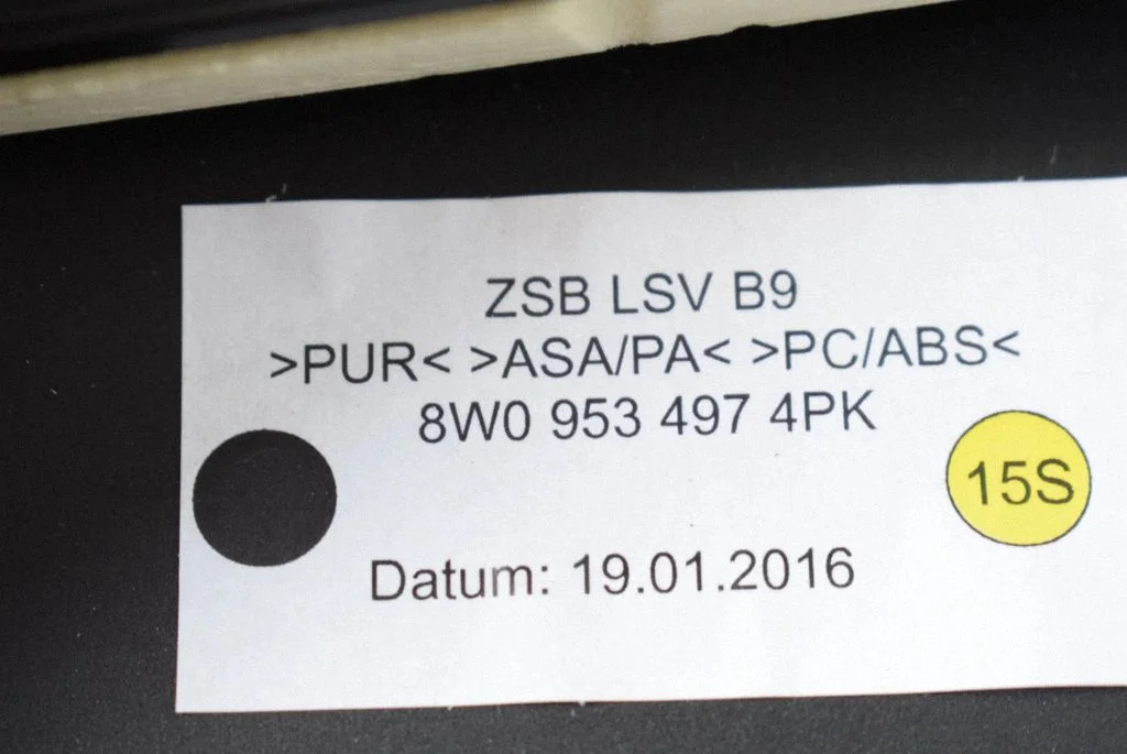 Stūres statnes apdare 8W0953497