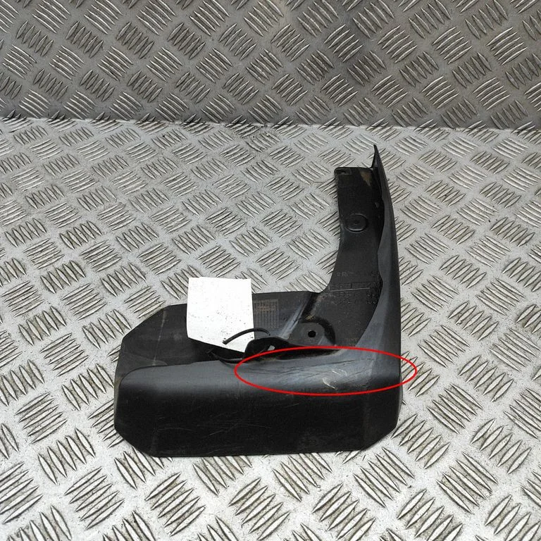 Front mudguard 76621YY210