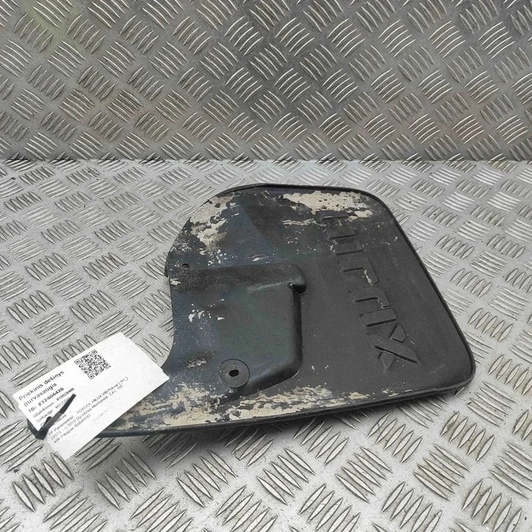 Priekšējais dubļusargs 766210K160