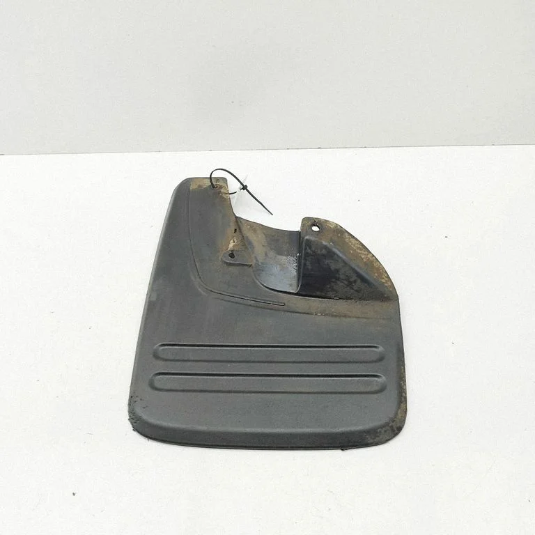 Front mudguard – Toyota Hilux (AN10, AN20, AN30) (2008-2011)