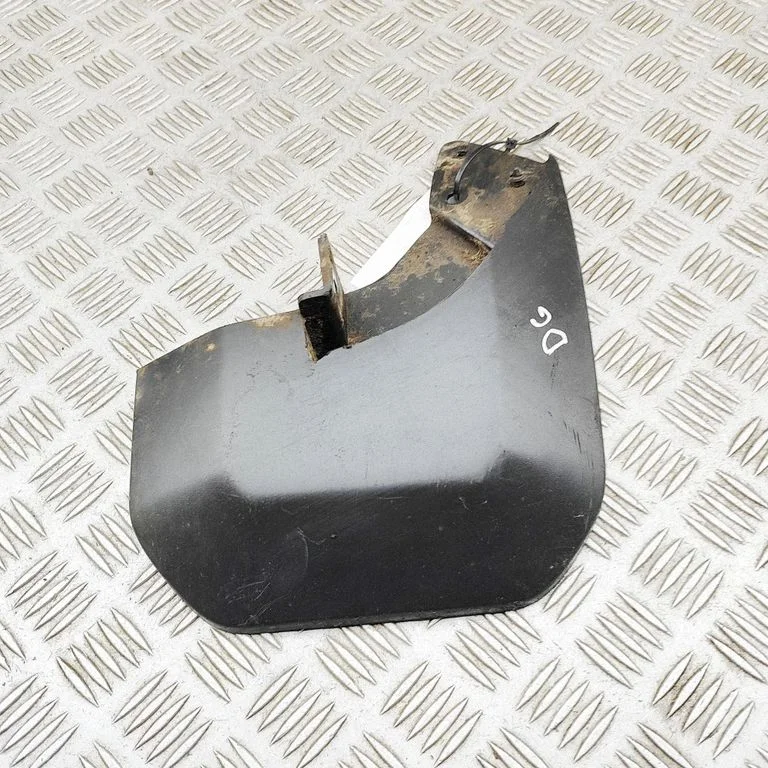 Aizmugurējais dubļusargs BK3128370AC
