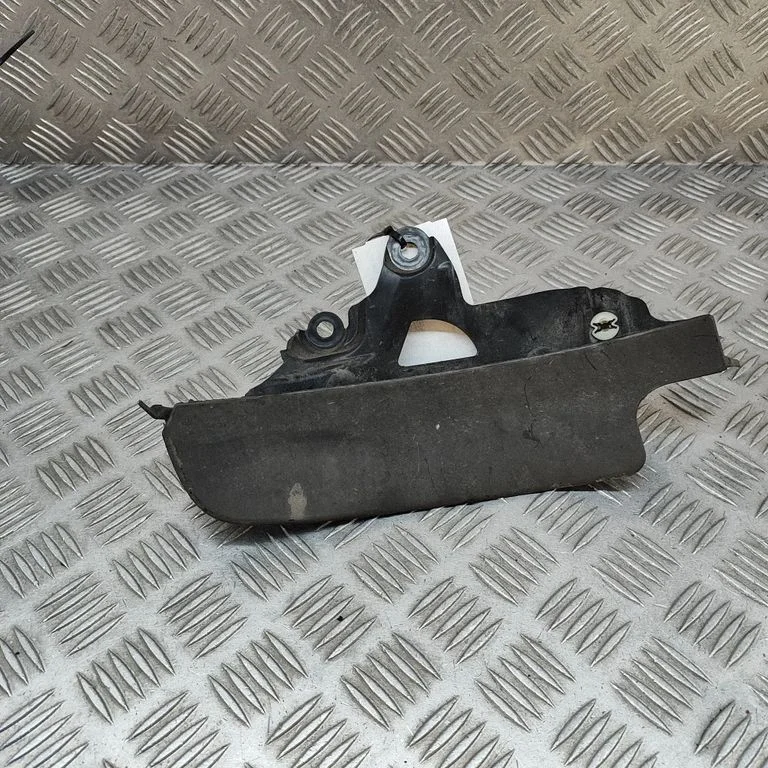 Aizmugurējais dubļusargs 9Y0854815A