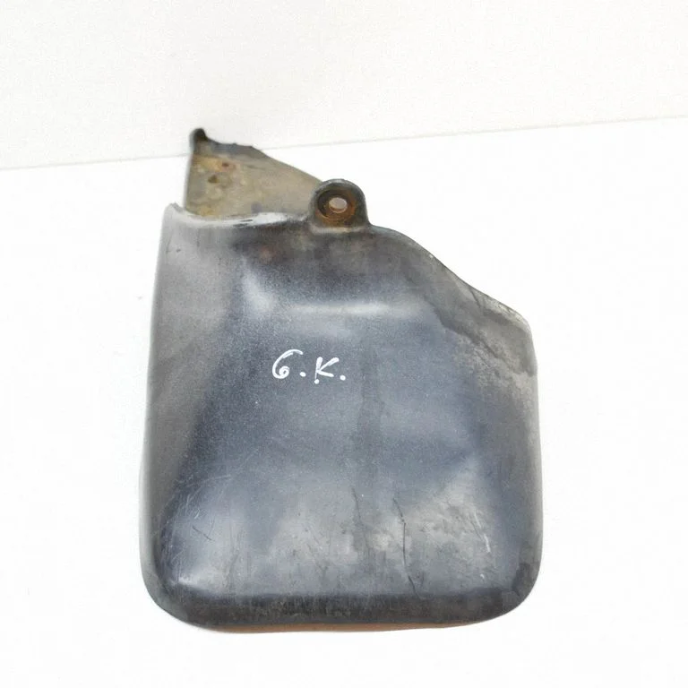 Tagumine porikaitse 7662635040 – Toyota 4 Runner N180 (1995-2002)