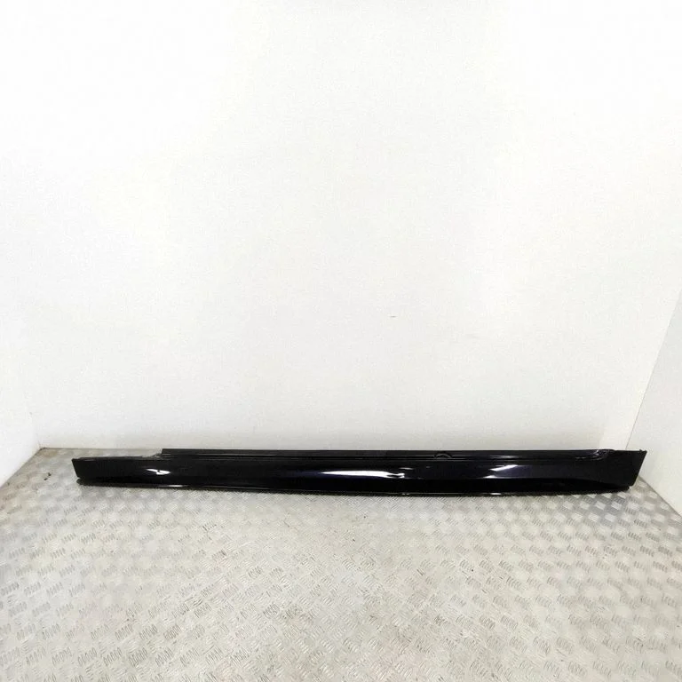 Sill 8073134