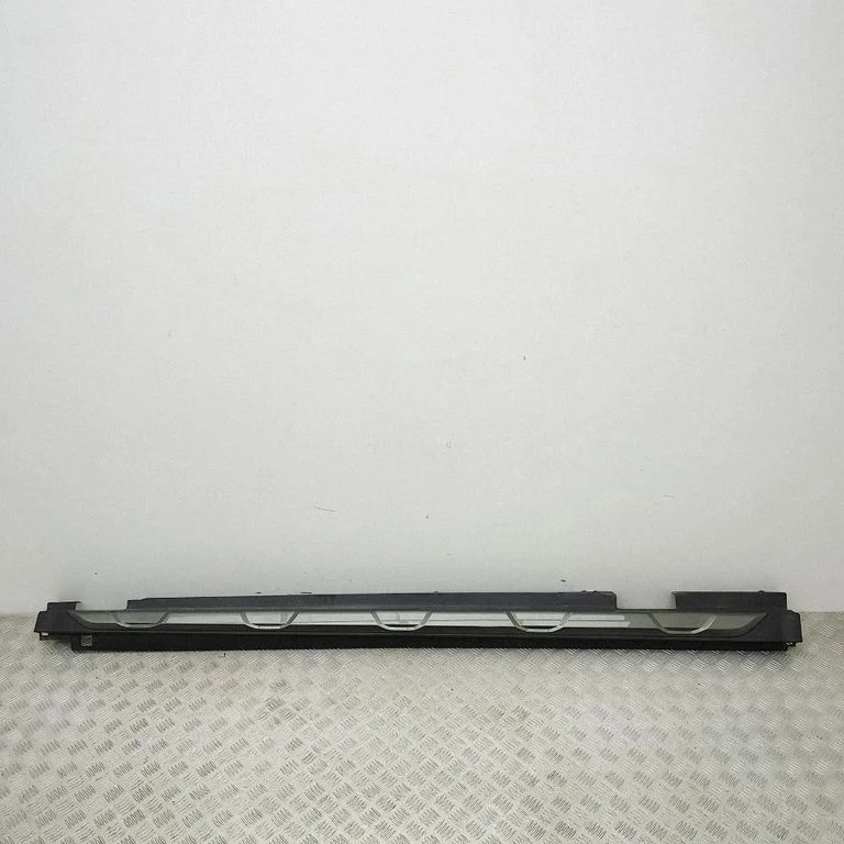 Sill 95C853752E
