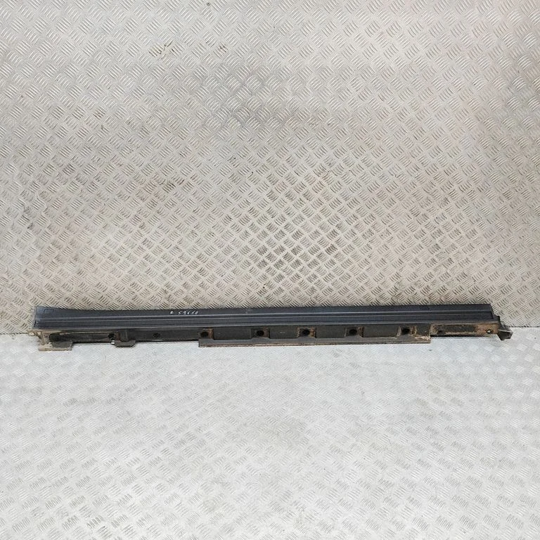 Sill 7585078010