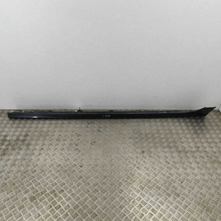Sill 4G8853855M
