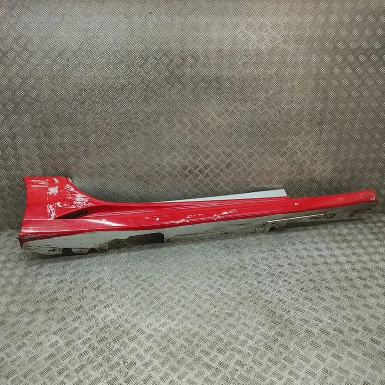 Sill 69749600 – Ferrari California F149 (2008-2014)