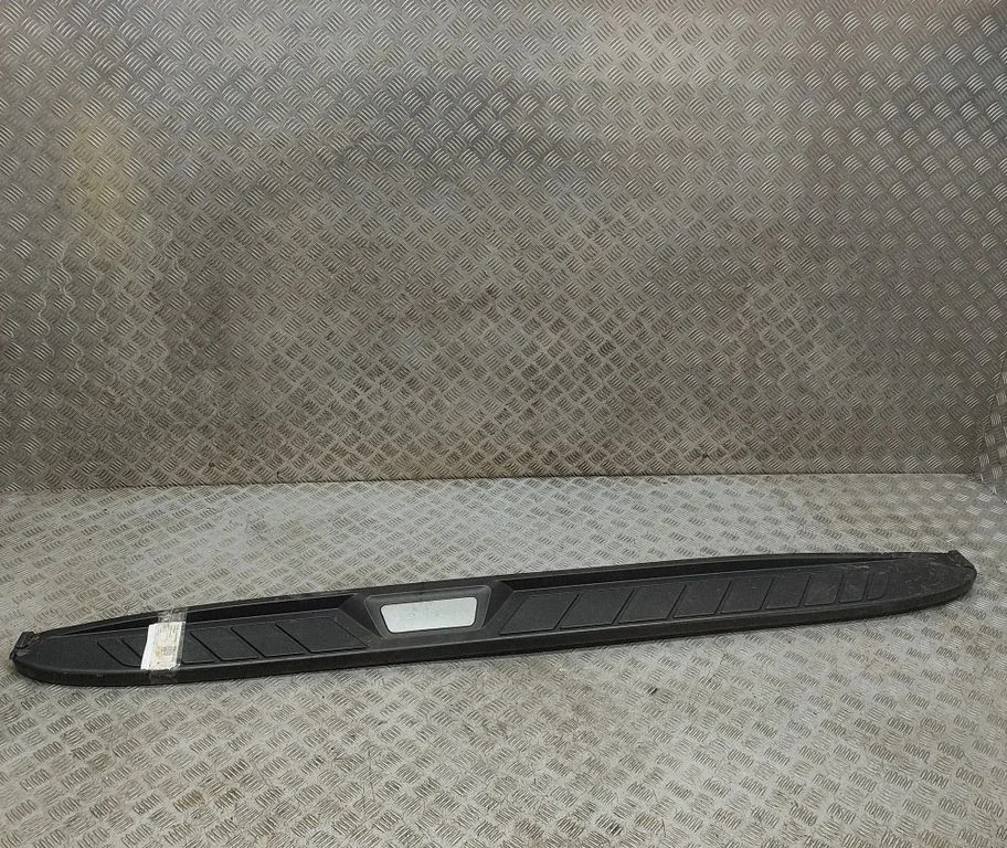 Sill 7976008D00