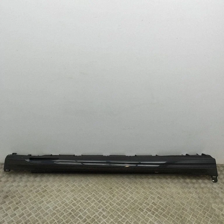 Próg 33892180