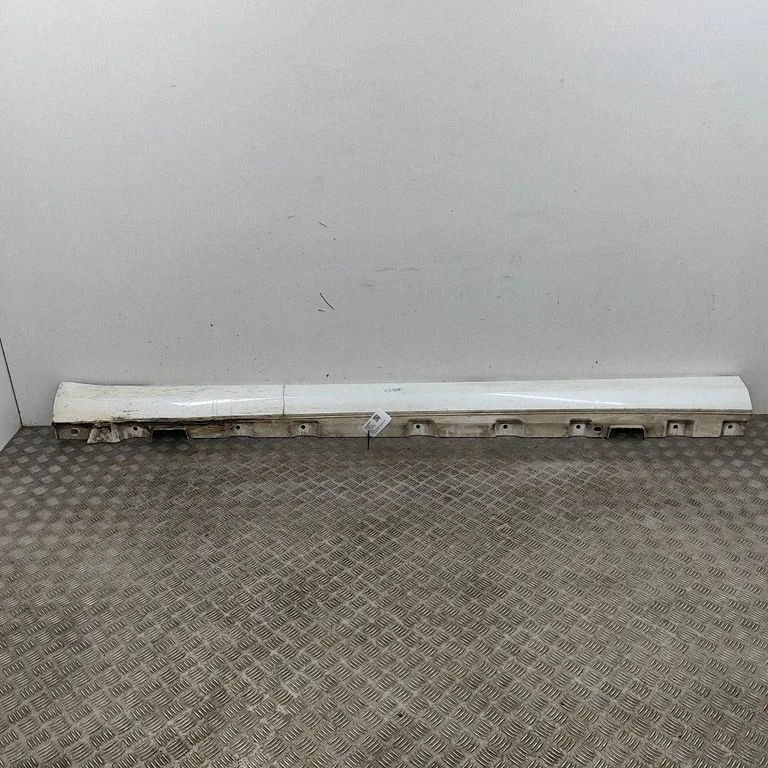 Sill A2226900040