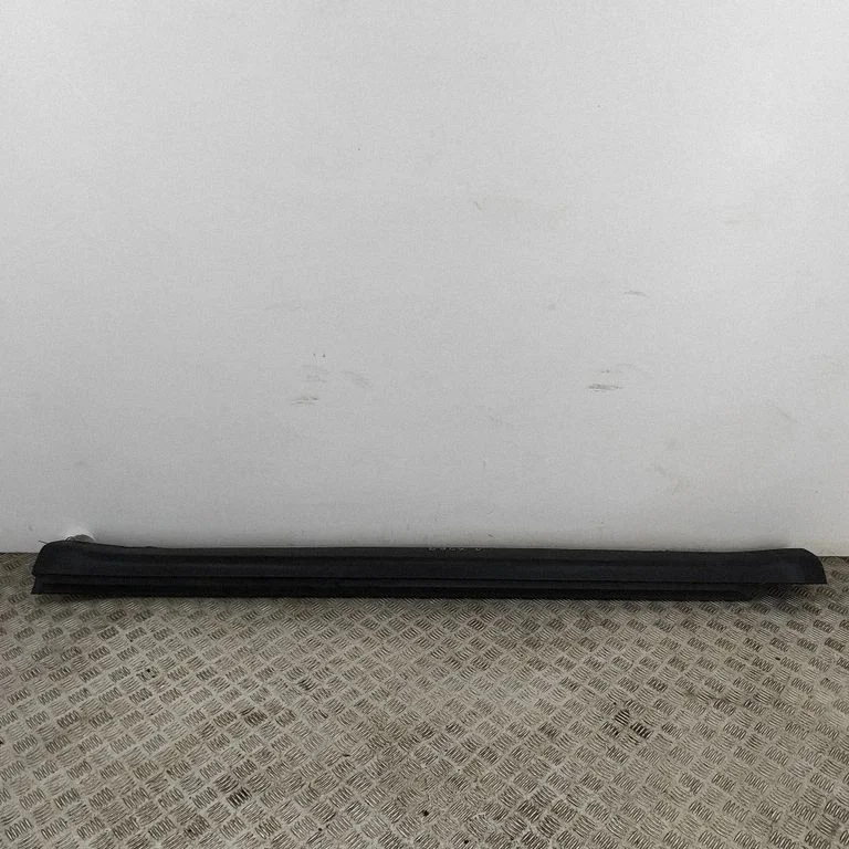Próg 95B853553A