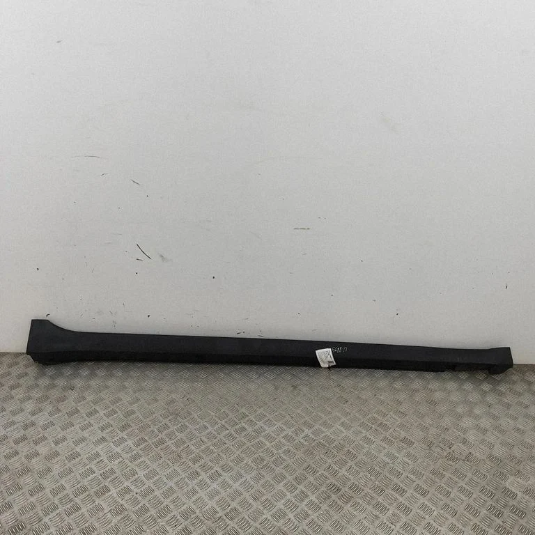 Sill 2GM853856D