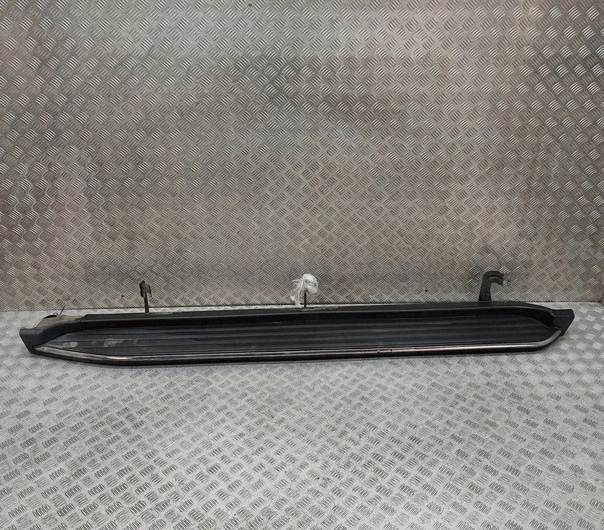 Sill 22813702