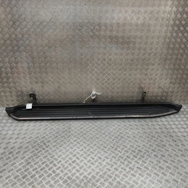 Sill 22813703