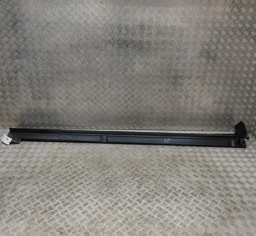 Sill J9D3101D57A